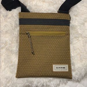 Dakine brand new crossbody bag